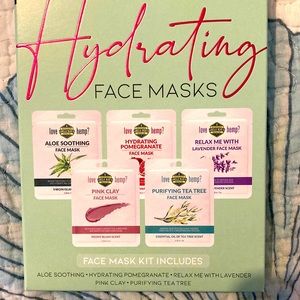 NIB Set of 5 clay face masks